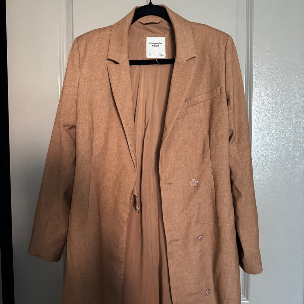 Abercrombie & Fitch Tan Blazer
